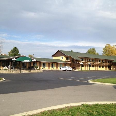 Hospitality Inn Bowmansville Экстерьер фото