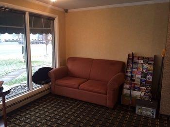 Hospitality Inn Bowmansville Экстерьер фото