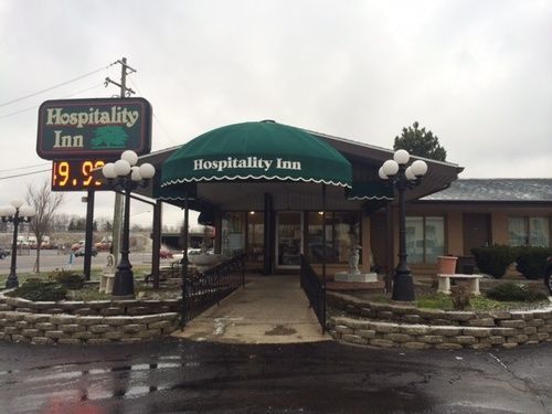 Hospitality Inn Bowmansville Экстерьер фото